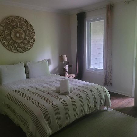 Le Lodge Du Lac Saint-Faustin 外观 照片