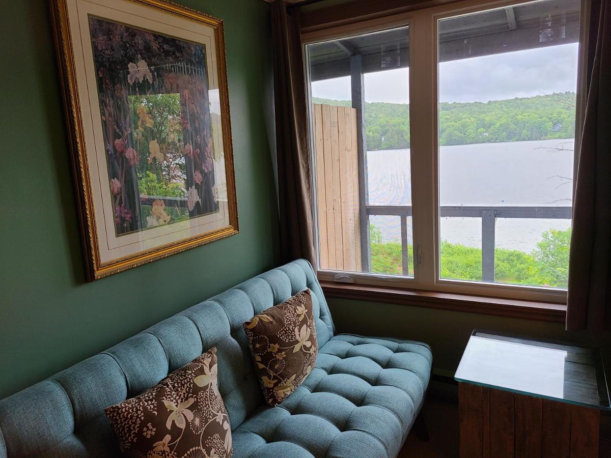 Le Lodge Du Lac Saint-Faustin 外观 照片