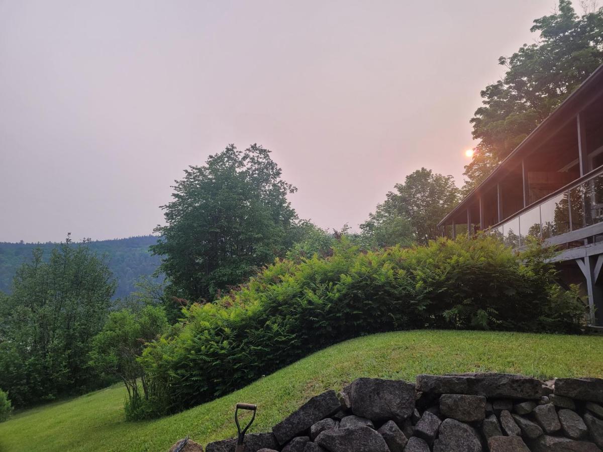 Le Lodge Du Lac Saint-Faustin 外观 照片
